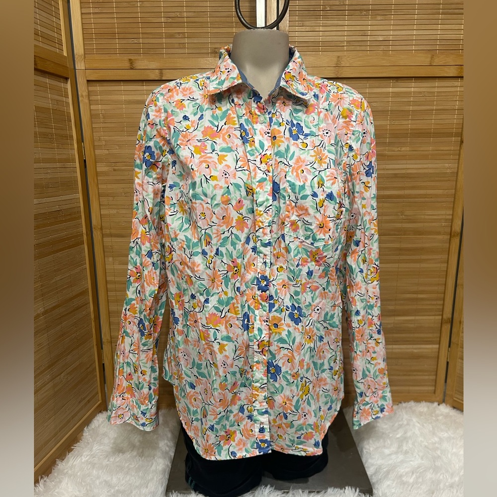 St. John’s Bay floral print button down blouse top shirt womans size Large